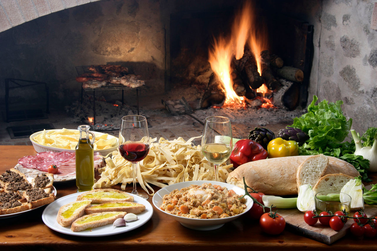 Pranzo Tipico Locale Rifugi Di Lombardia