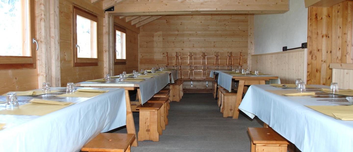 nuova sala da pranzo del rifugio Bertacchi